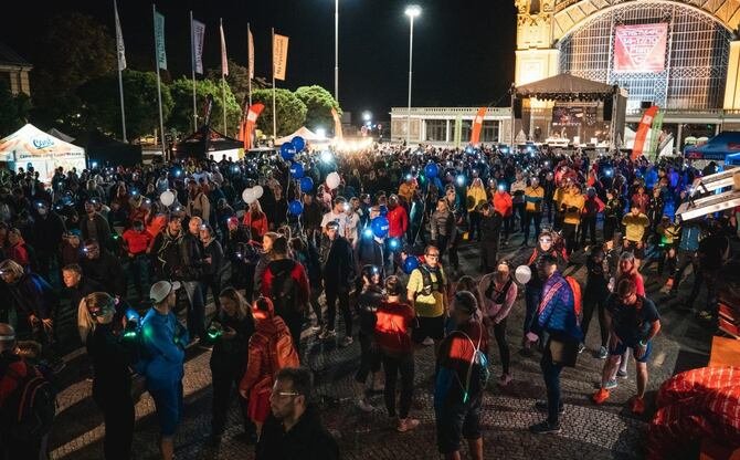 Noční běh pro Světlušku 2022 v Praze