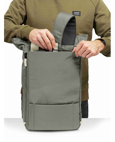 Batoh HANNAH CAMPING CHARM 22 Uni