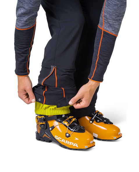 Pants HANNAH JUKE PANTS Man